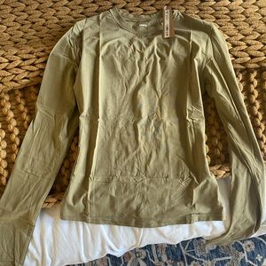 NWT Skims Fits Everybody Long Sleeve - Khaki